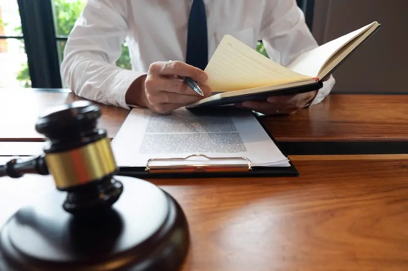 The Crucial Role Of A Conveyancing Solicitor Explained - Summit Law (2)